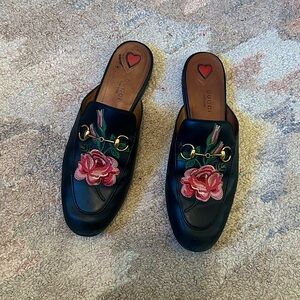 gucci princetown floral mules